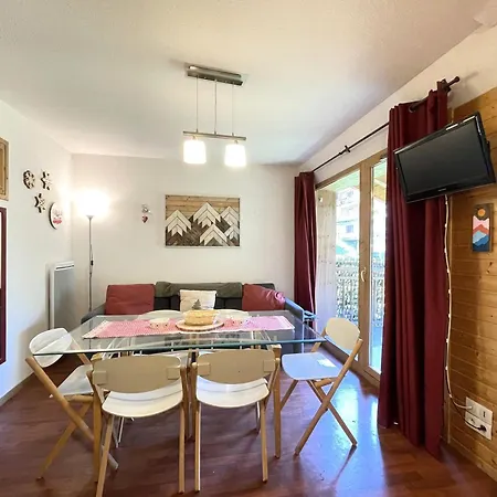 Agreable, Animaux Admis - 6 Pers. * Modane